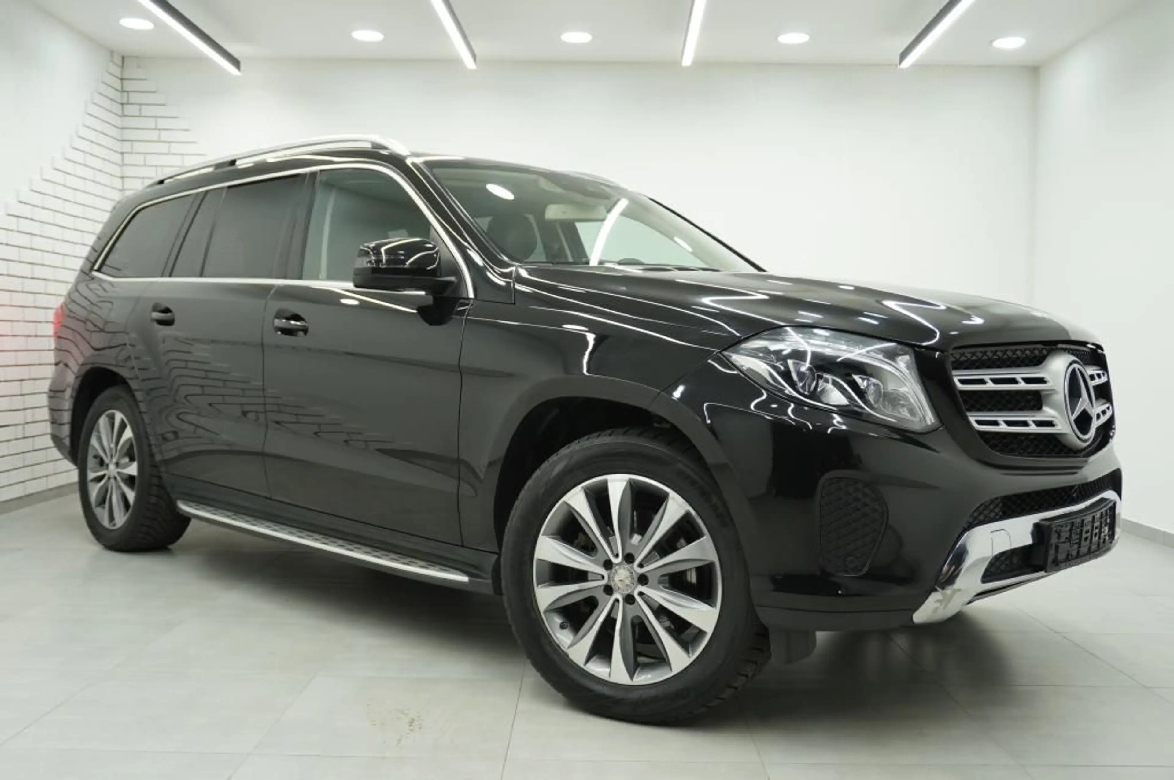 Mercedes-Benz GLS 350 d 4Matic BlueTEC Off-Roader Navi/Lede — photo 2