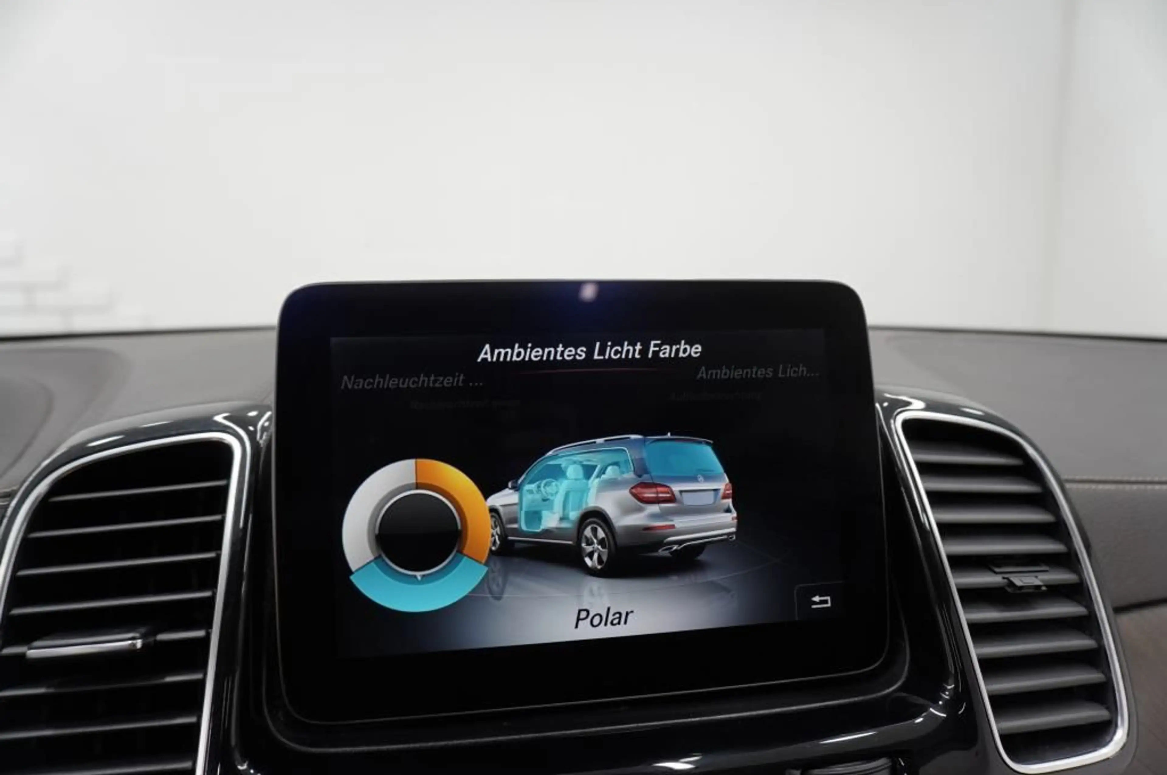 Mercedes-Benz GLS 350 d 4Matic BlueTEC Off-Roader Navi/Lede — photo 12