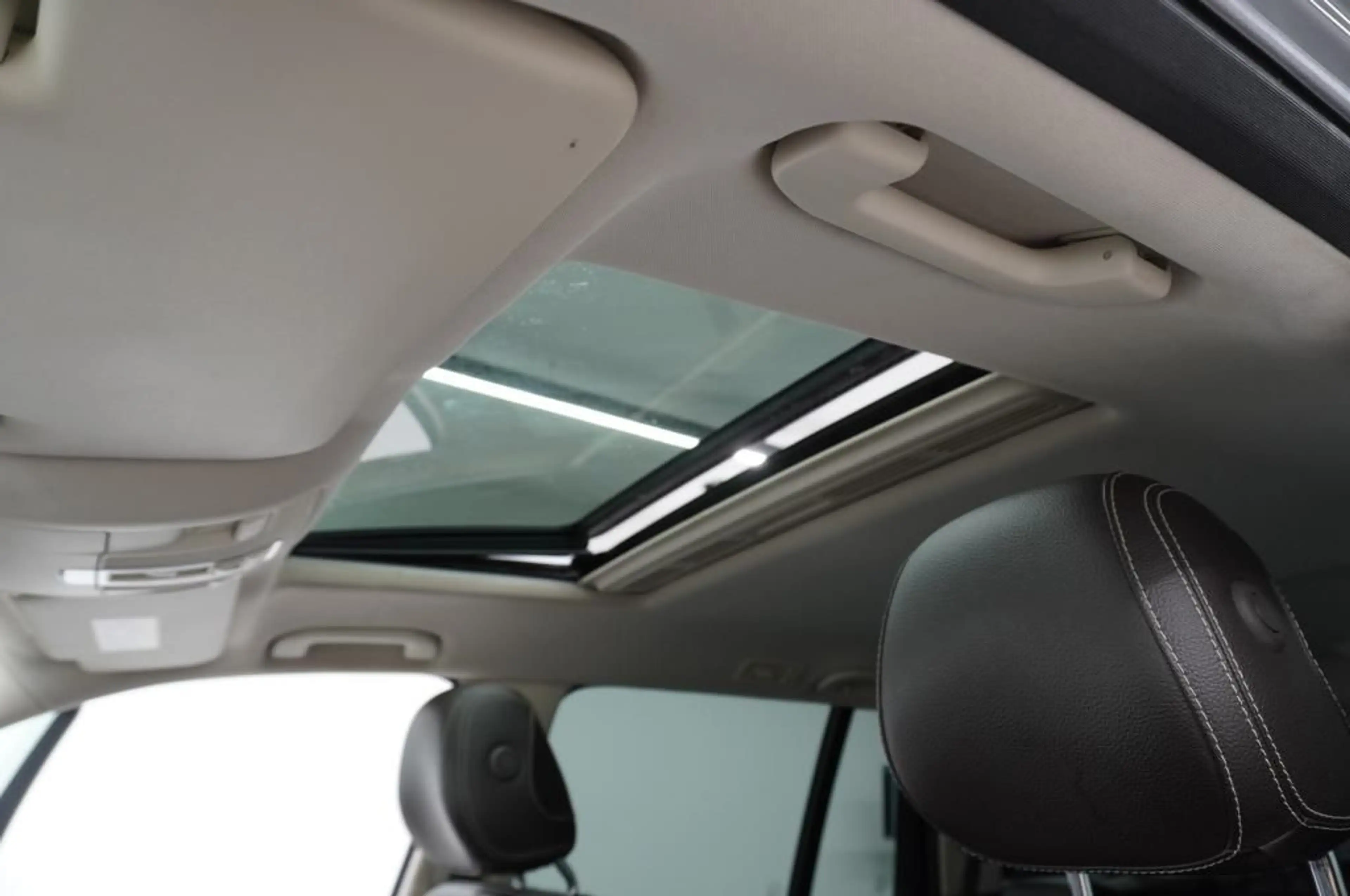 Mercedes-Benz GLS 350 d 4Matic BlueTEC Off-Roader Navi/Lede — photo 11