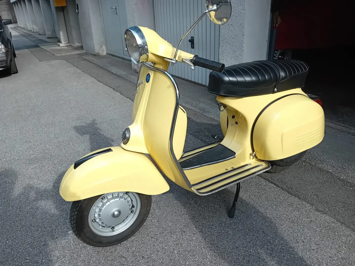 Vespa 200 Rally Gelb - 1