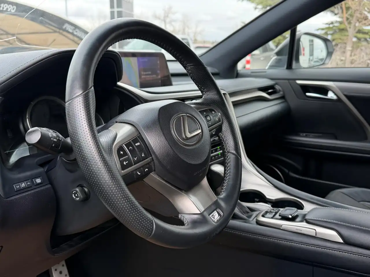 Lexus RX photo Lexus RX