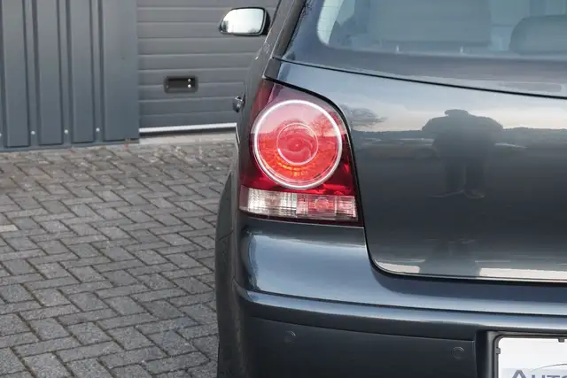 Volkswagen Polo view 11