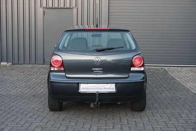 Volkswagen Polo view 7