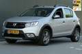 Dacia Sandero 0.9 TCe Stepway Laureate Navi Carplay Cruise Airco Grijs - thumbnail 1