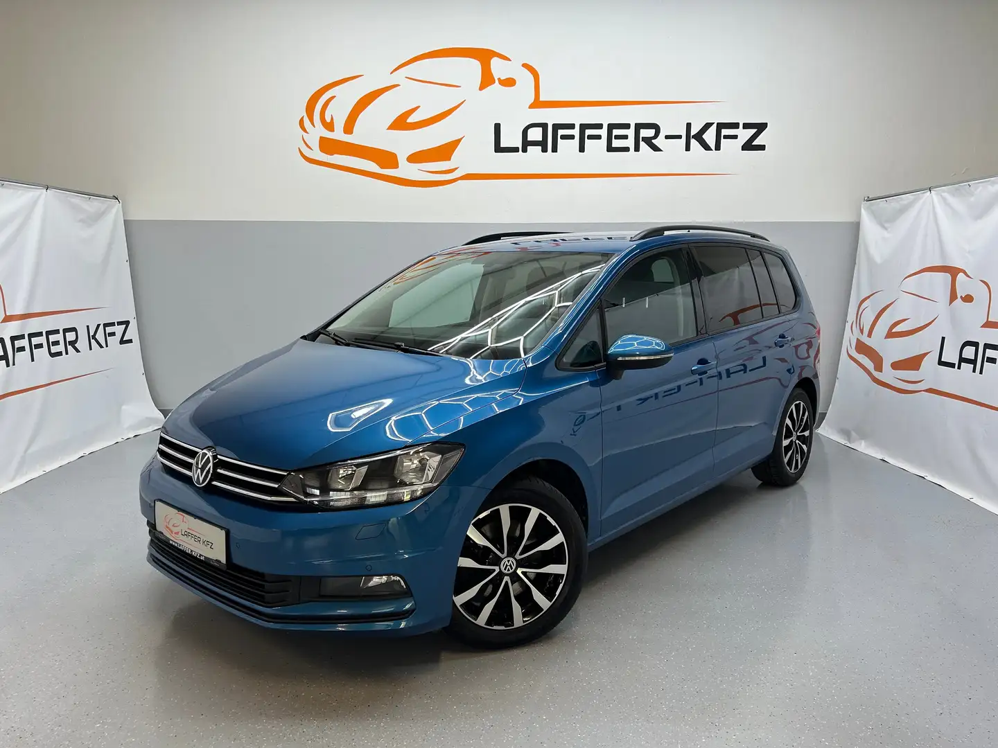 Volkswagen Touran 1,5 TSI ACT Comfortline **7 SITZE** ACC NAVI Blau - 1