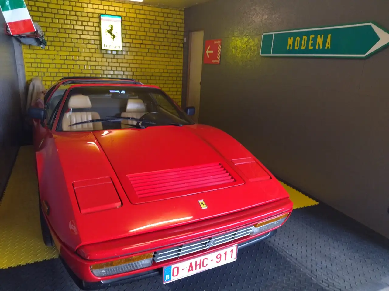 Ferrari 328 GTS, foto 6