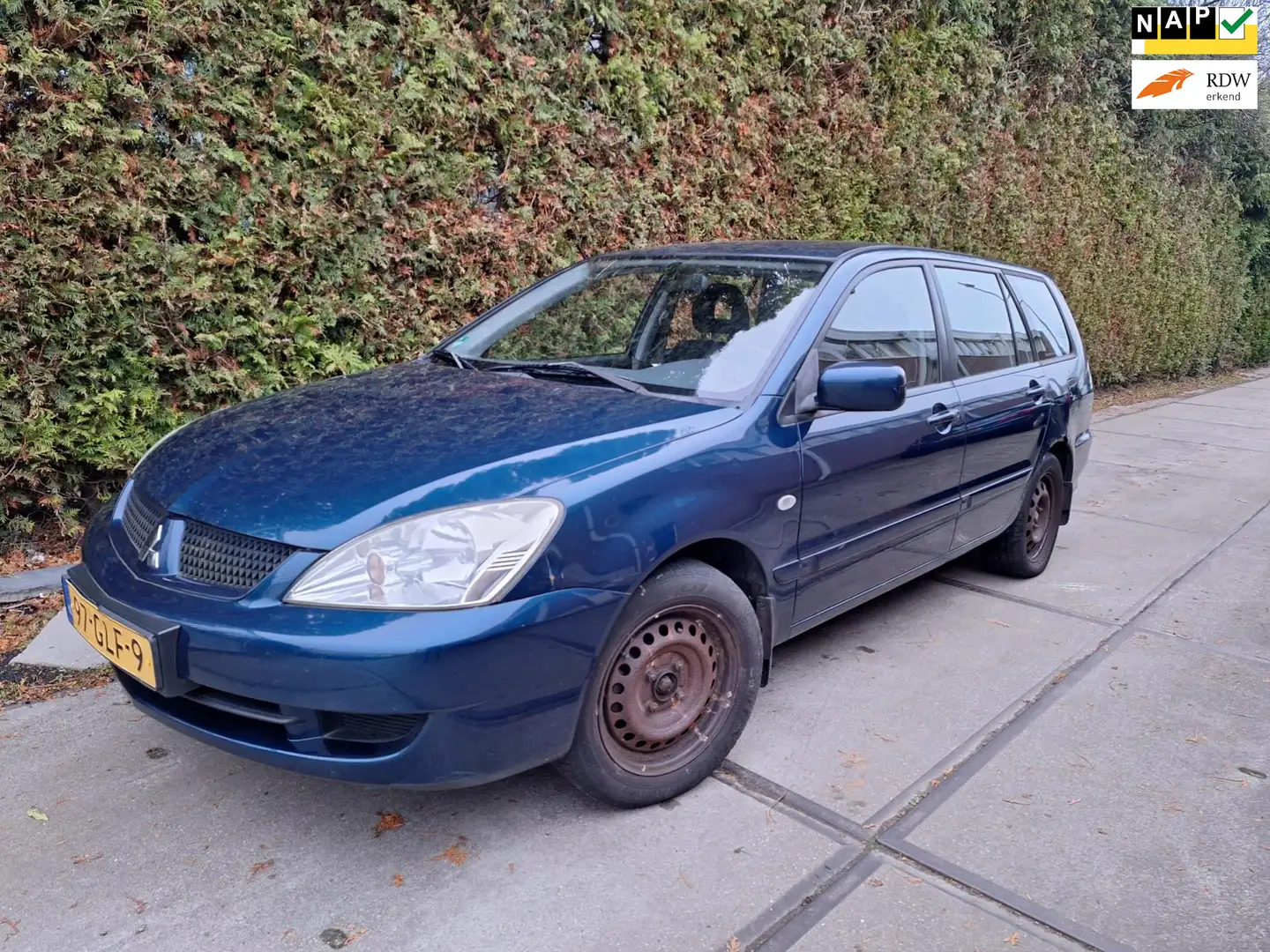 Mitsubishi Lancer Station Wagon 1.6 Inform Blauw - 1