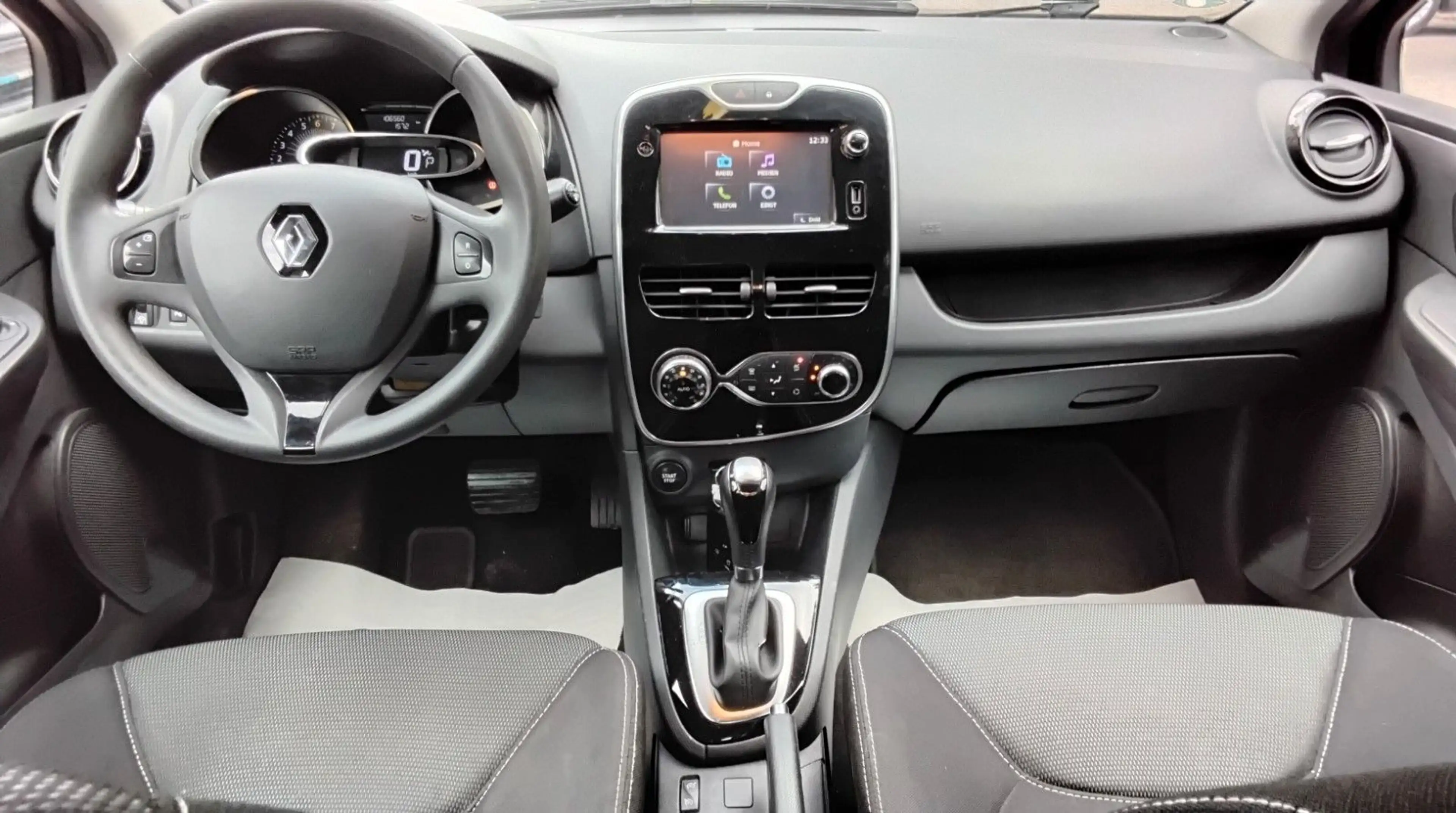 Renault Captur ENERGY TCe 120 EDC  Automatikgetriebe — photo 13