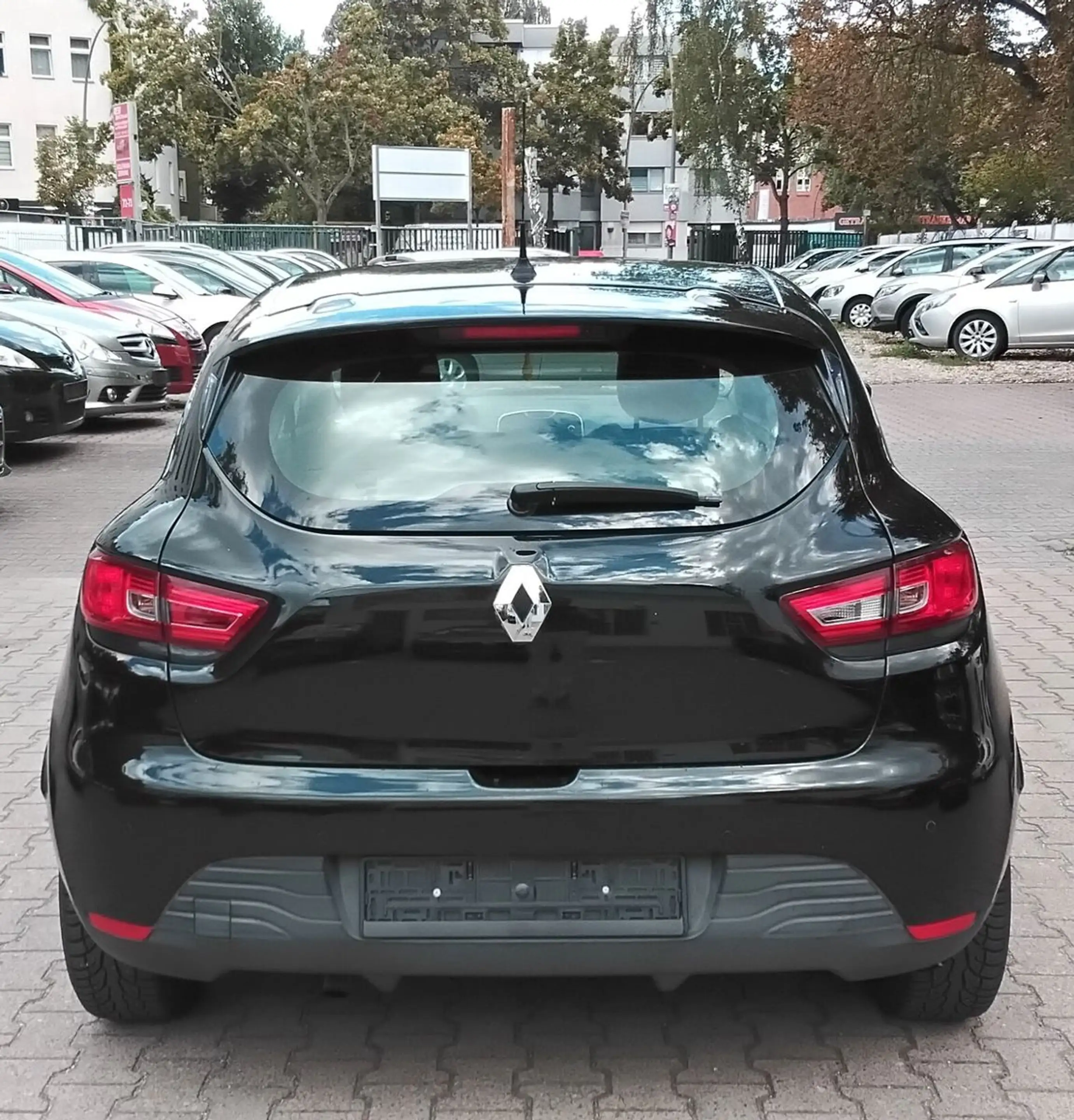 Renault Captur ENERGY TCe 120 EDC  Automatikgetriebe — photo 6