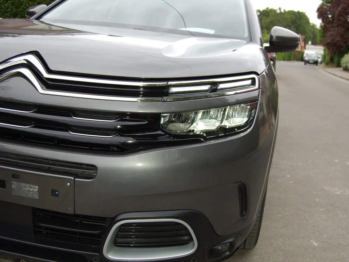 Citroen C5 Aircross 1.6 PureTech Shine S HYBRID CUIR GPS 15.000 NETTO Grijs - 2