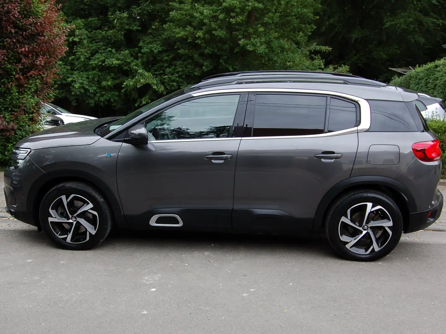 Citroen C5 Aircross 1.6 PureTech Shine S HYBRID CUIR GPS 15.000 NETTO Grijs - 1