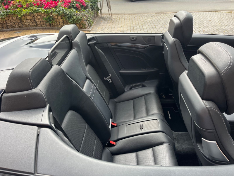 Mercedes-Benz E 350 CDI Cabrio AMG Sportpaket — photo 6