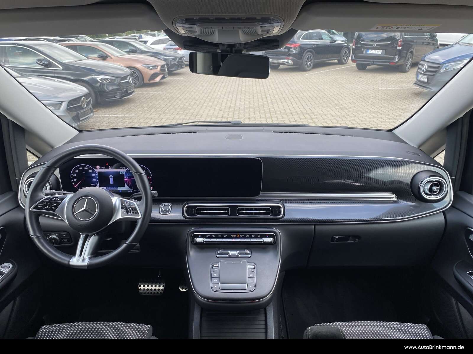 Mercedes-Benz V 220