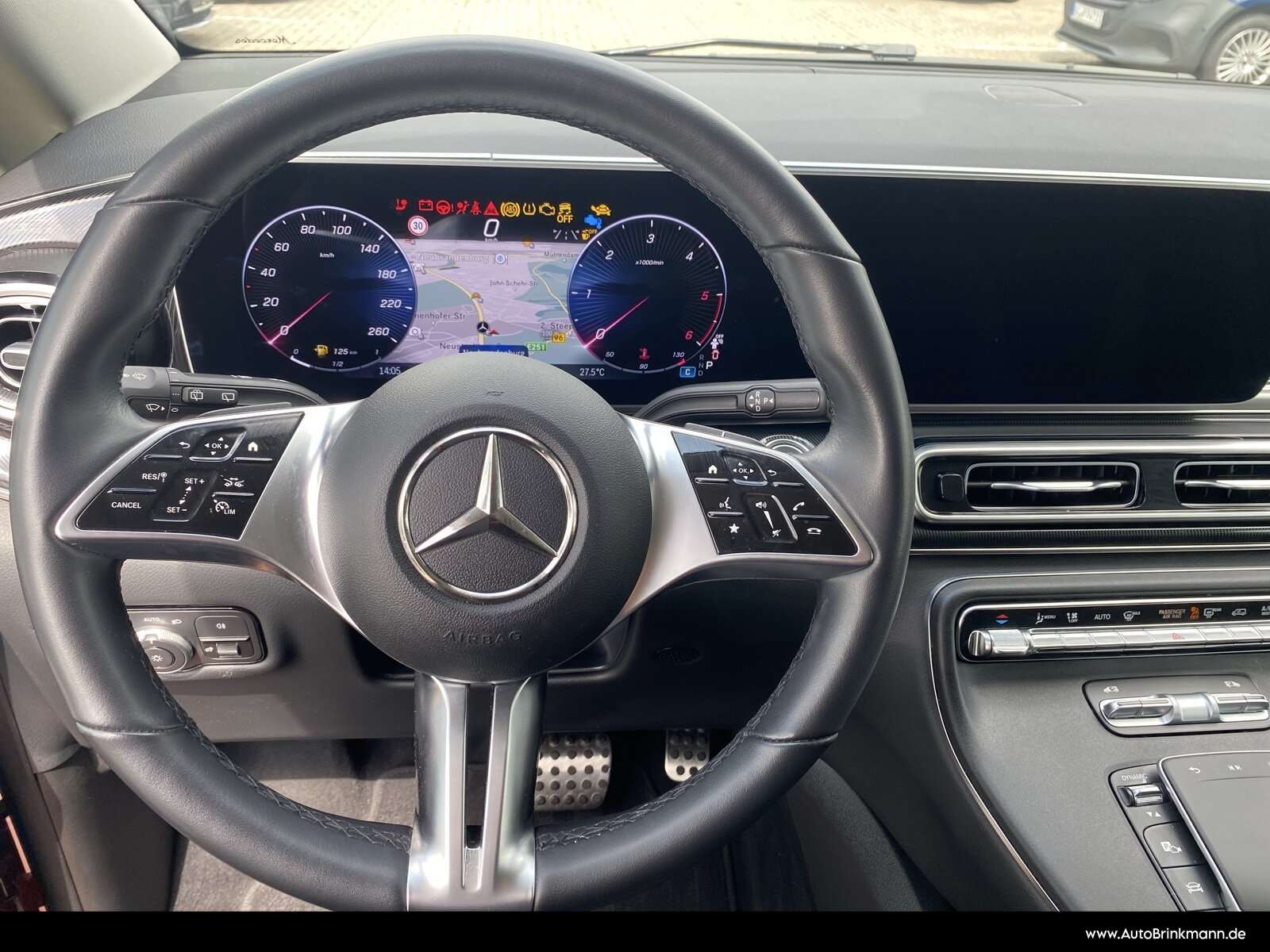Mercedes-Benz V 220