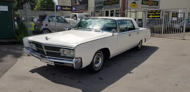 Chrysler Imperial CROWN 4dr HT Limousine