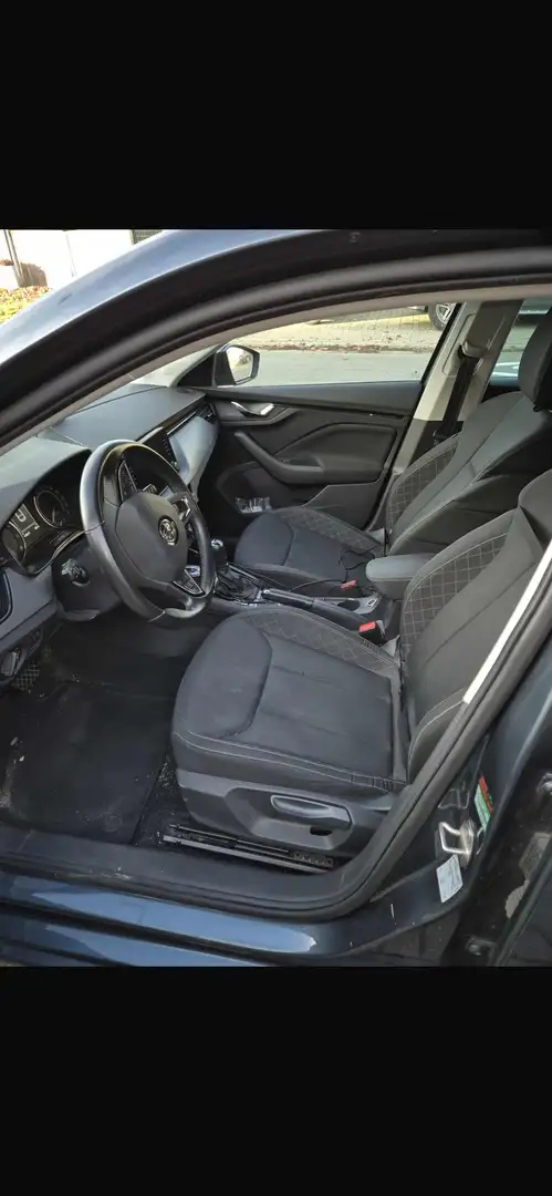 Skoda Scala Scala 1.5 TSI DSG Ambition Grijs - 2