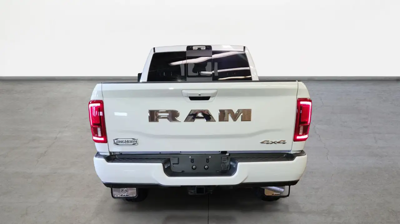 RAM 3500 снимка RAM 3500