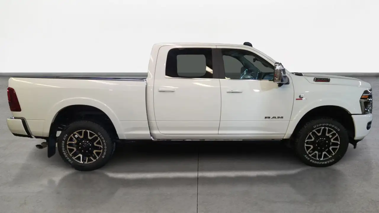 RAM 3500 снимка RAM 3500