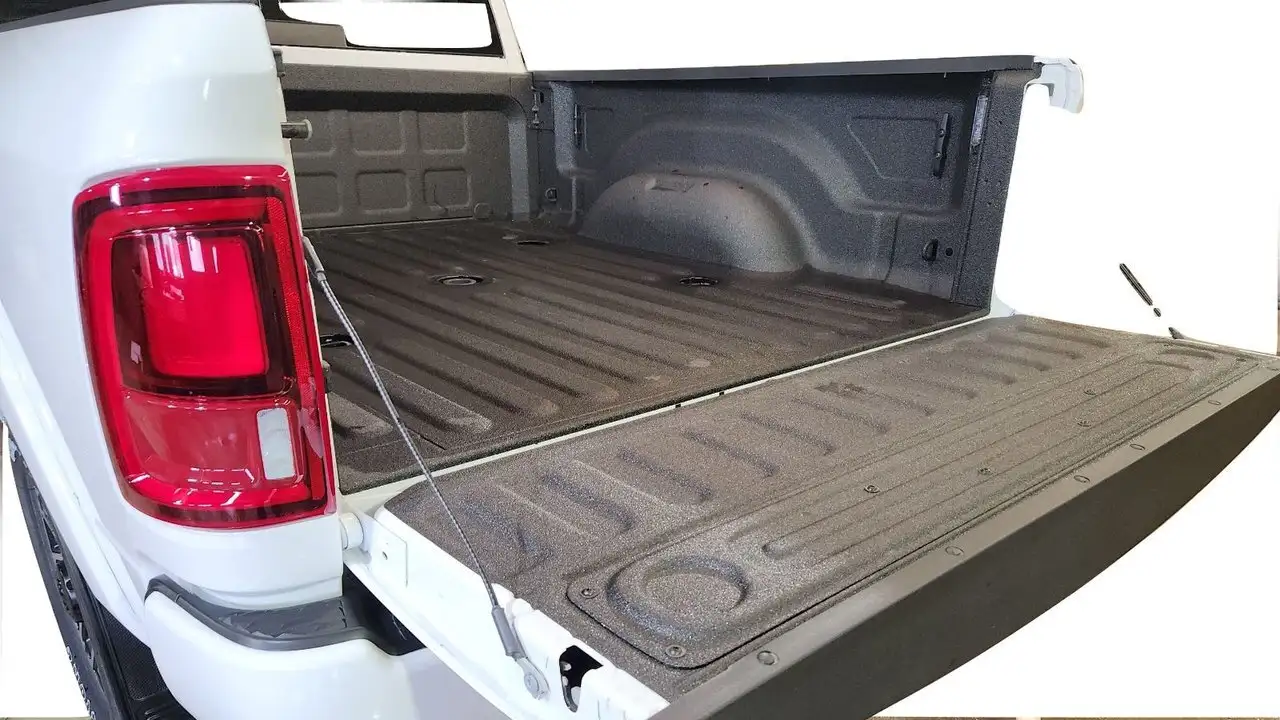 RAM 3500 снимка RAM 3500