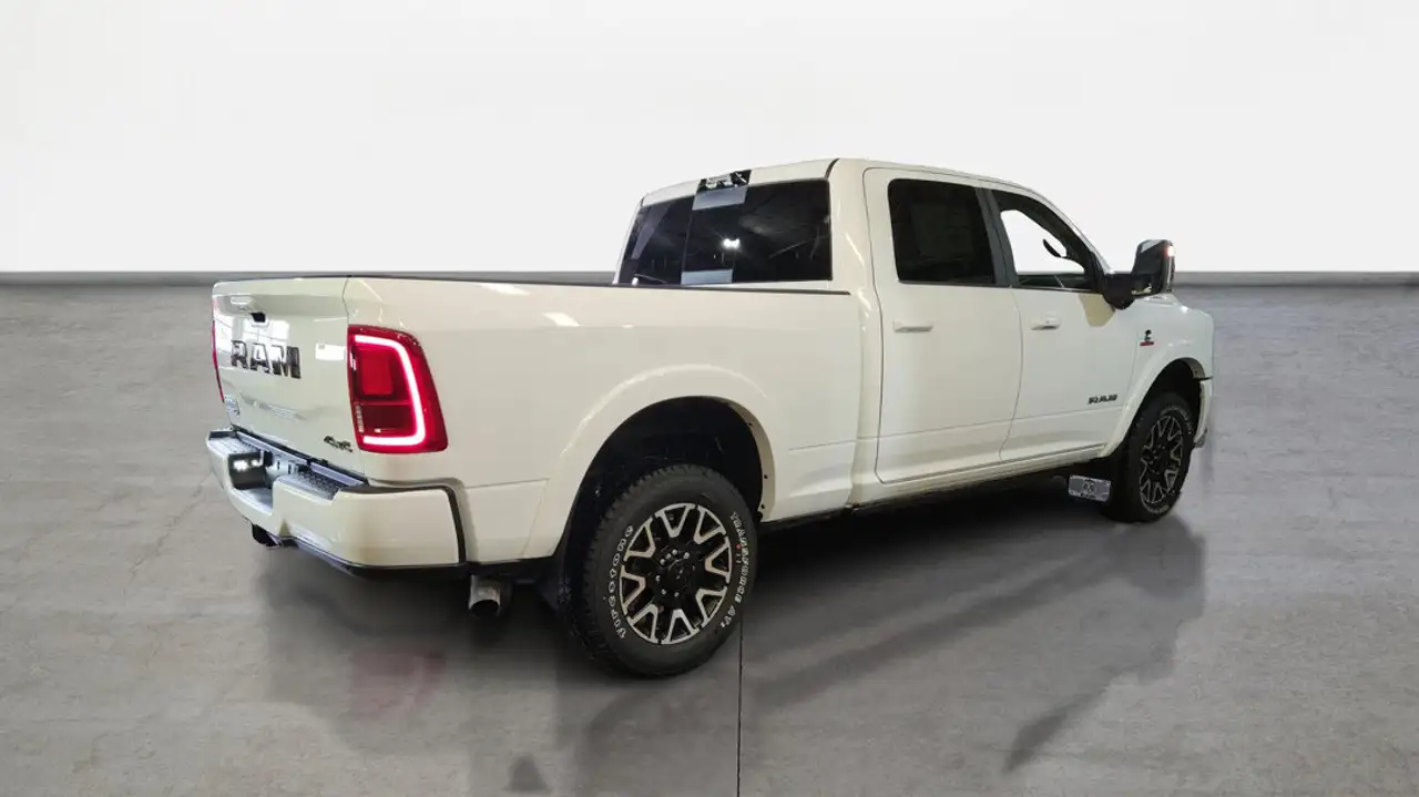 RAM 3500 снимка RAM 3500