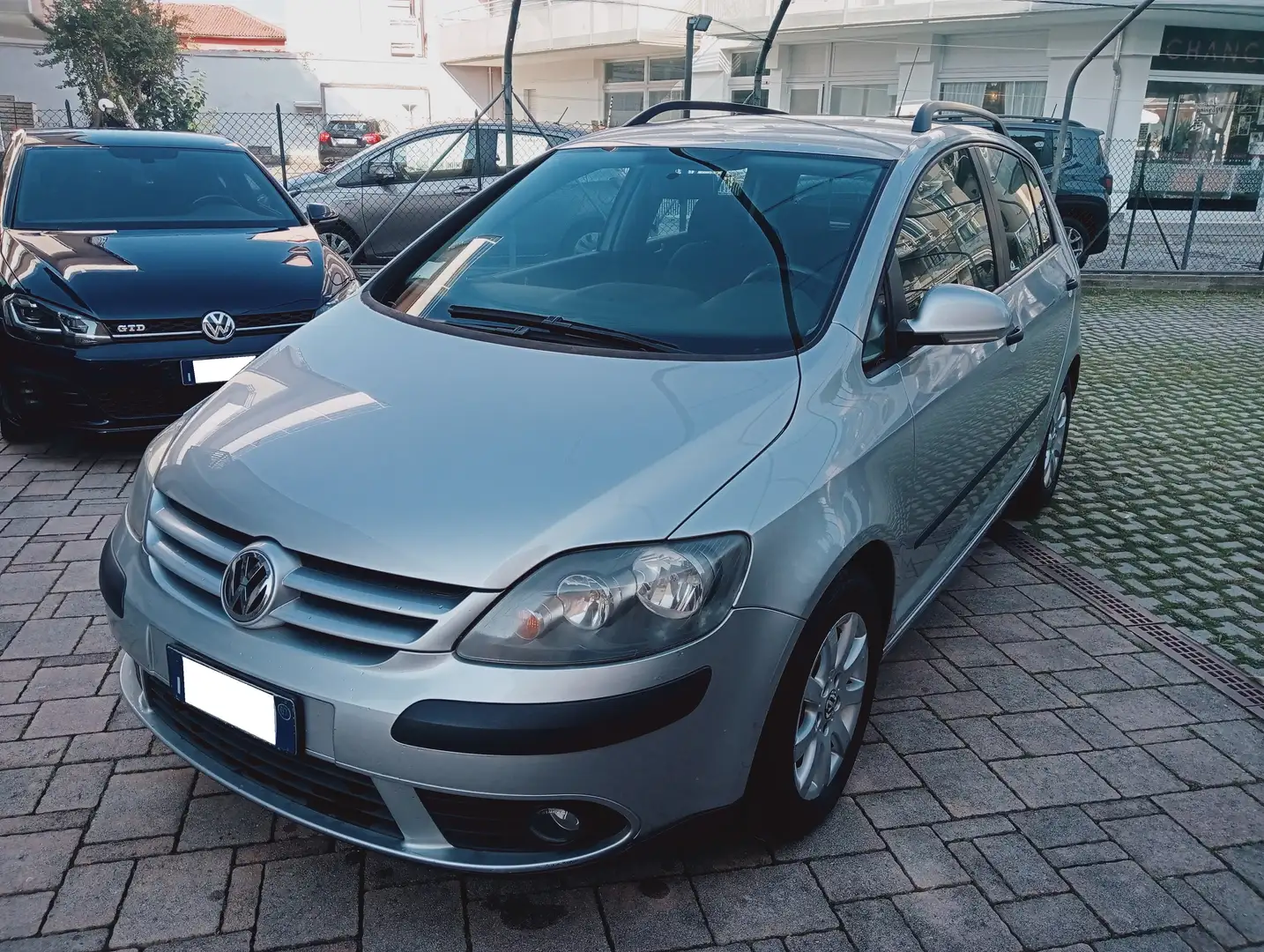 Volkswagen Golf Golf V Plus 1.9 tdi Comfortline dpf 105cv Argento - 1