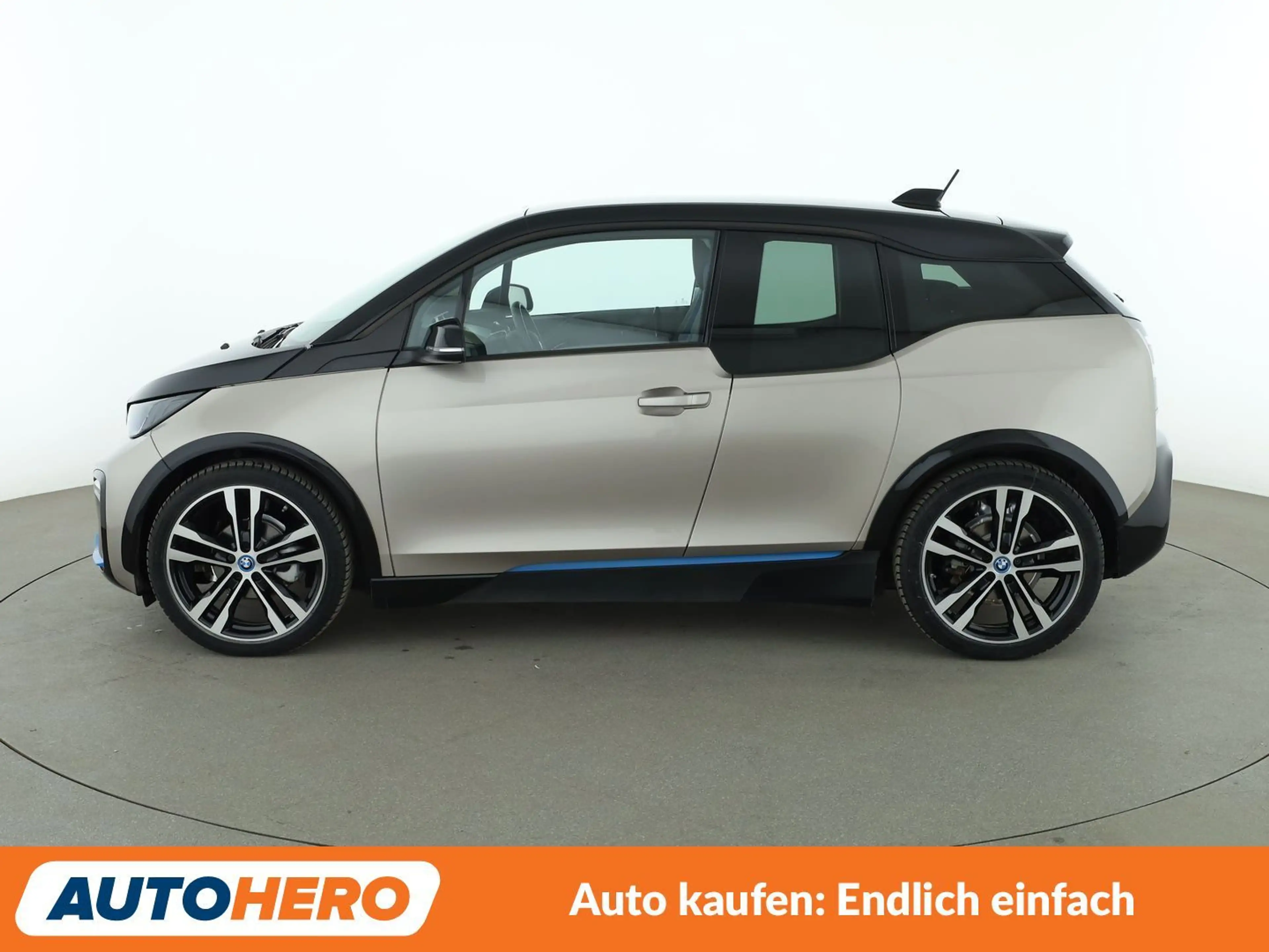 BMW i3 i3s Aut.*NAVI*LED*TEMPO*CAM*PDC*SHZ* — photo 3