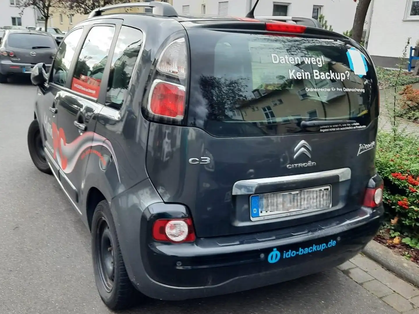 Citroen C3 Picasso C3 Picasso VTi 95 Exclusive Grau - 2