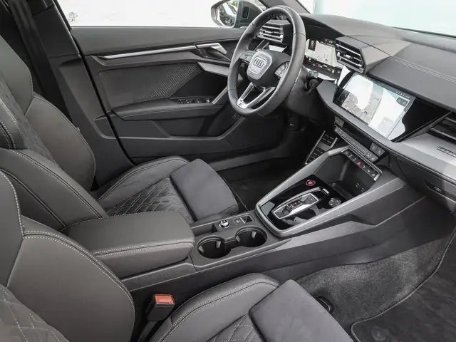 Audi S3 view 8
