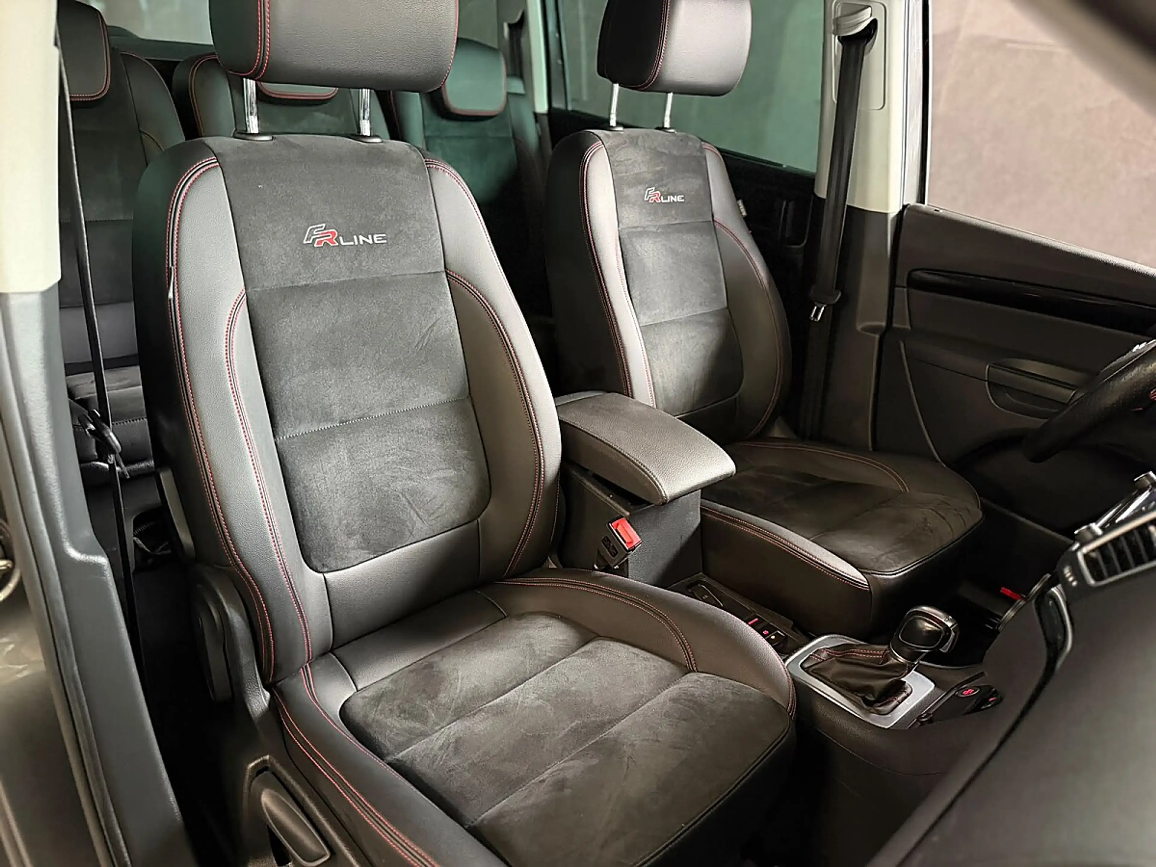 SEAT Alhambra FR 2,0 TDI/7-SITZER/ALLRAD/AHK — photo 11