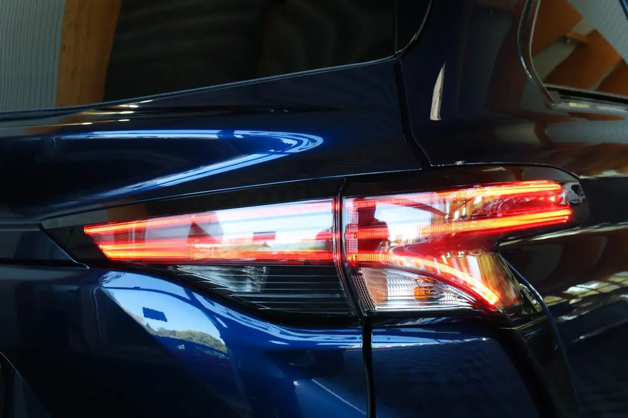 Toyota Sienna 2.5L HYBRID/KAMERA/ACC/CARPLAY/7-SITZER, миниатюра 9
