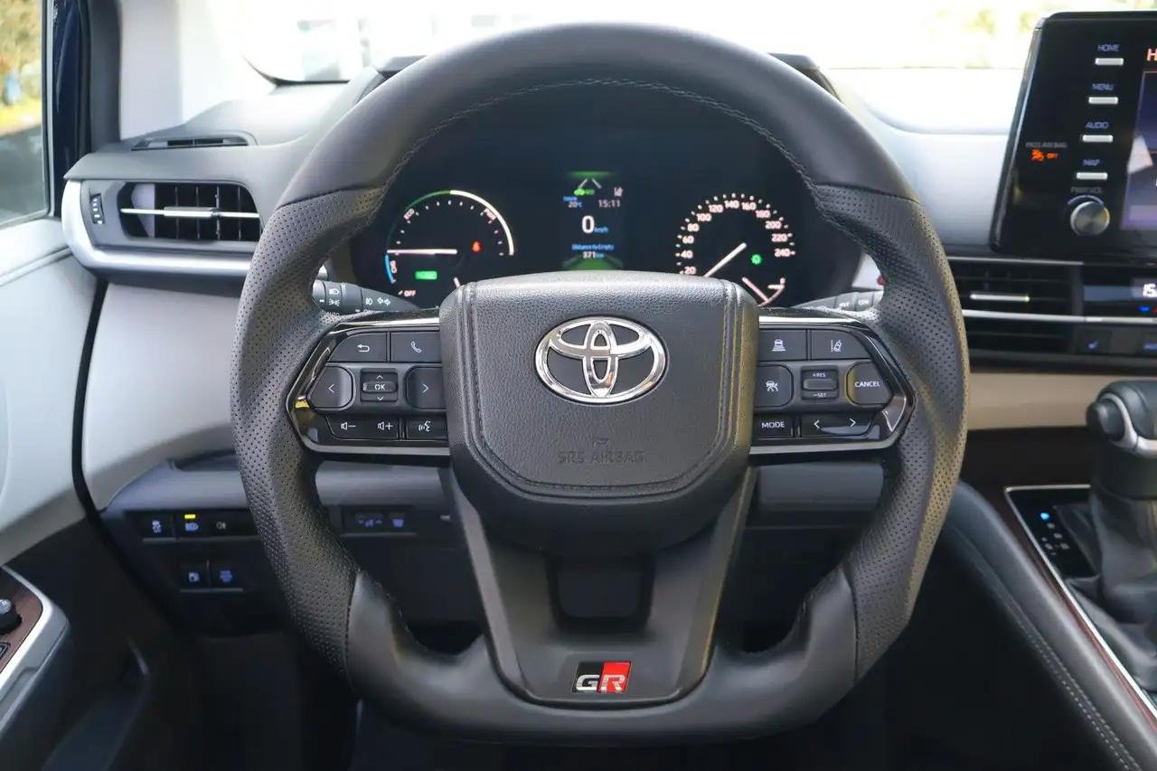 Toyota Sienna 2.5L HYBRID/KAMERA/ACC/CARPLAY/7-SITZER, миниатюра 14