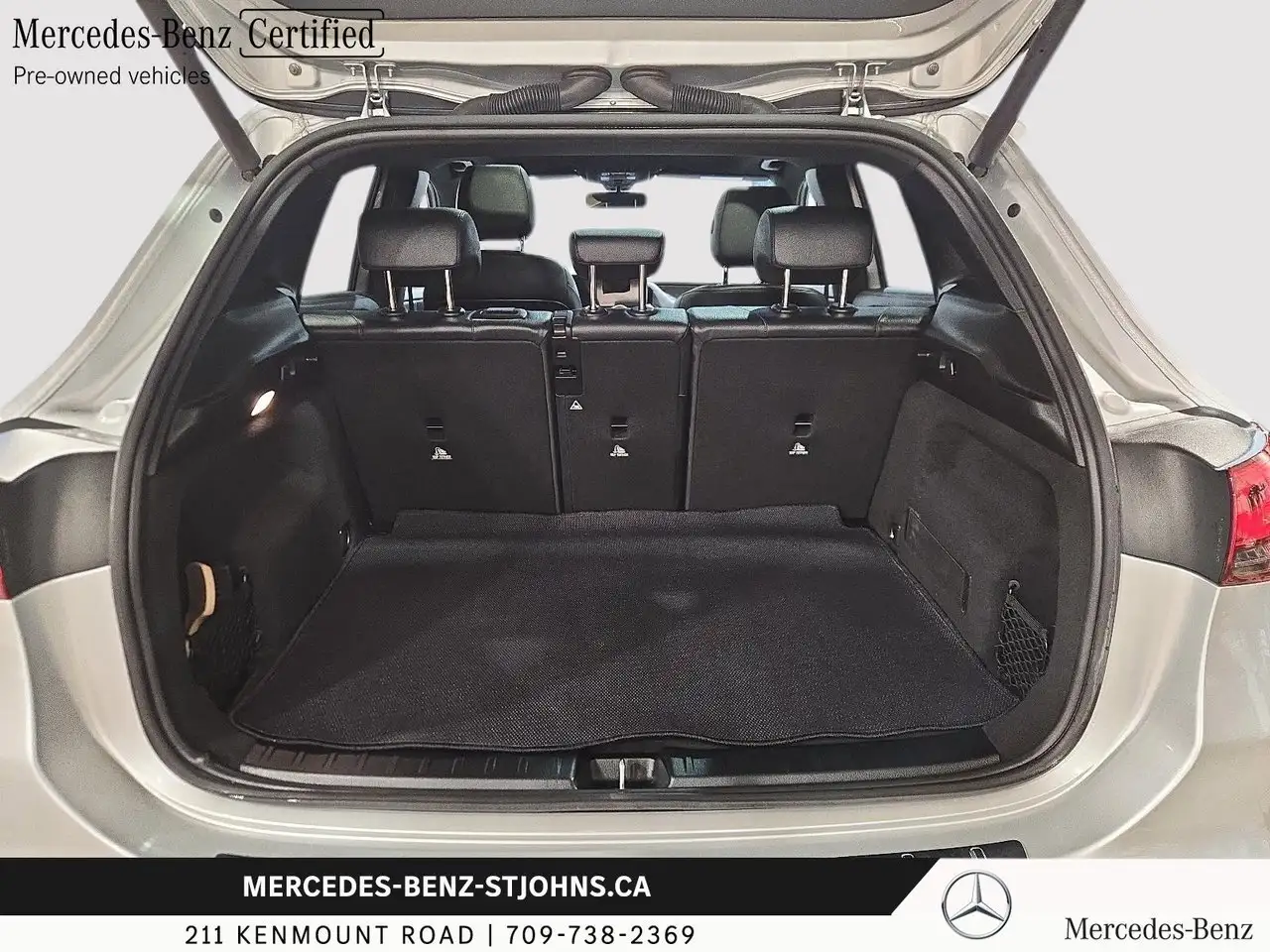 Mercedes-Benz GLA снимка Mercedes-Benz GLA