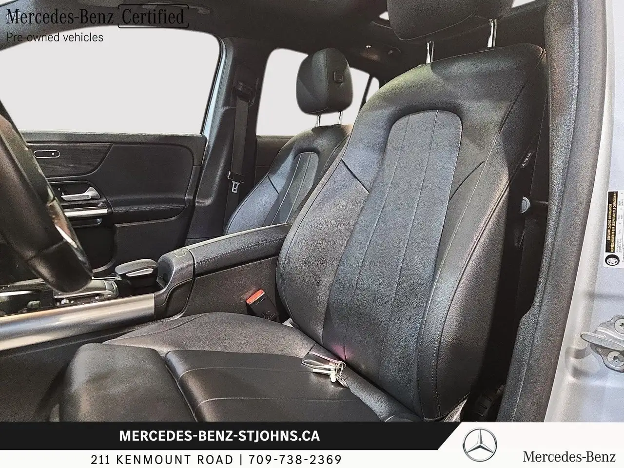 Mercedes-Benz GLA снимка Mercedes-Benz GLA