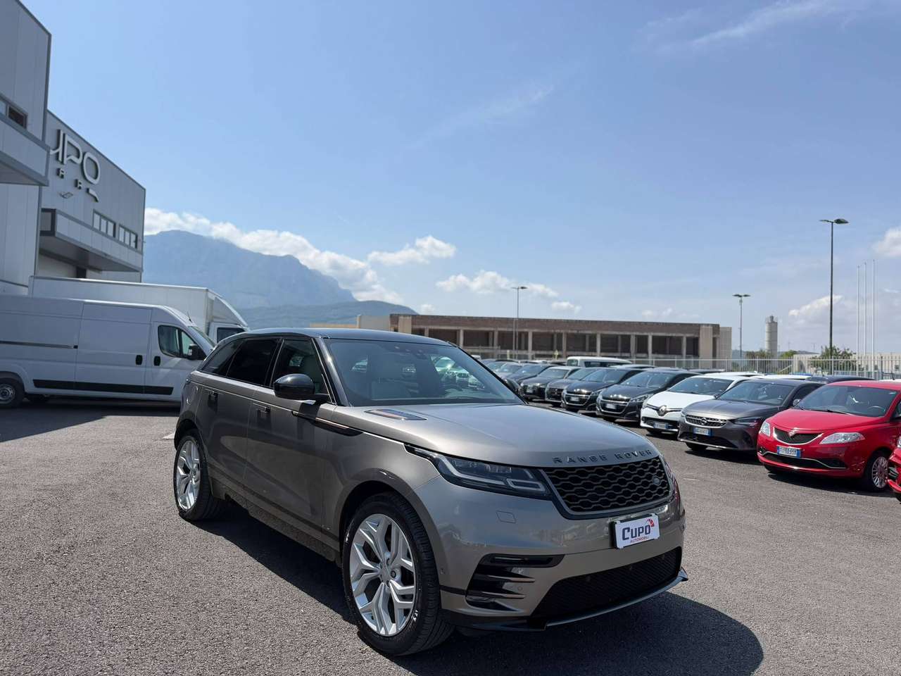 Land Rover Range Rover Velar Range Rover Velar 3.0 V6 sd6 R-Dynamic 300cv auto
