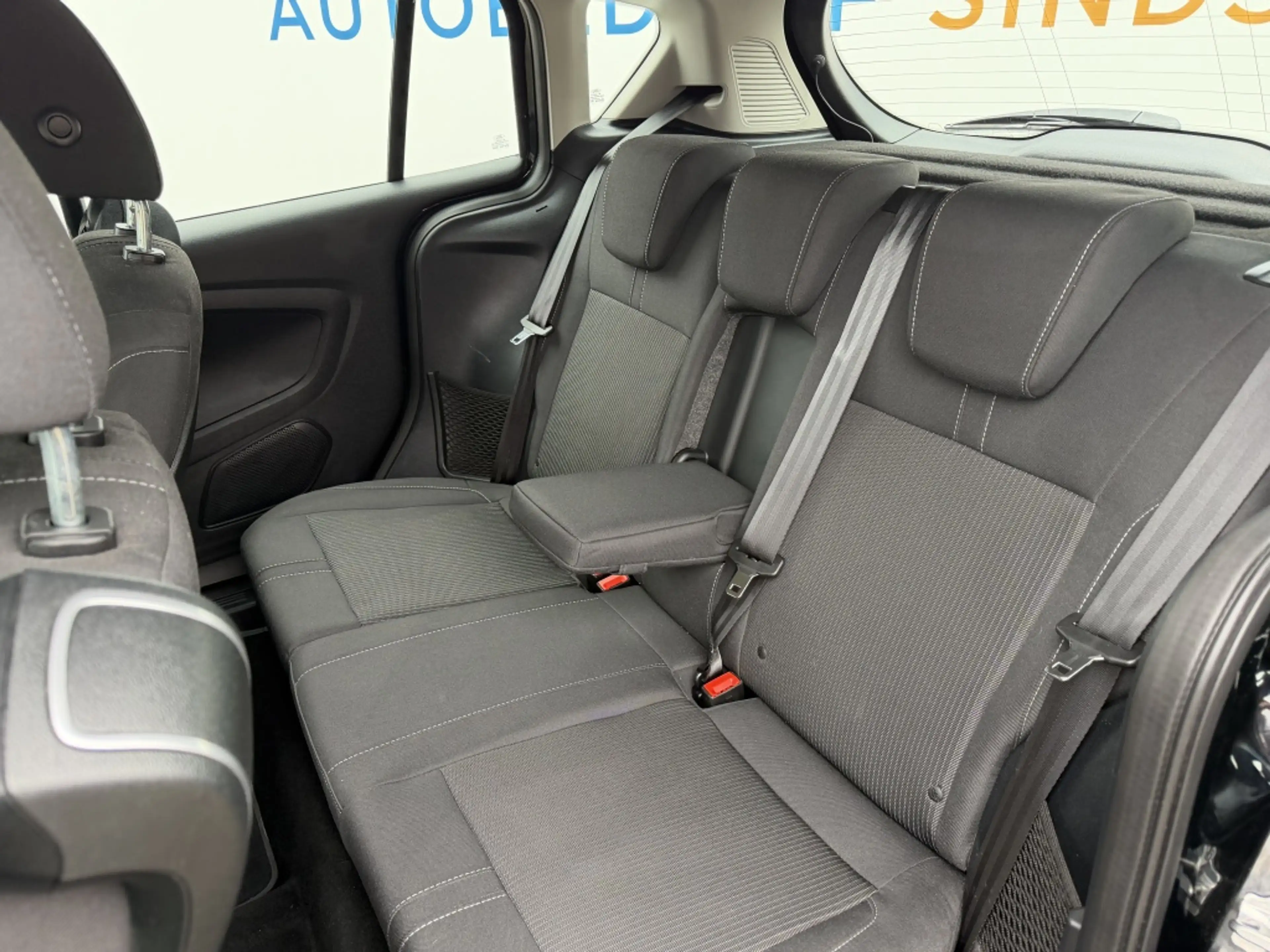 Ford B-Max 1.0 EcoB. Titanium — photo 5