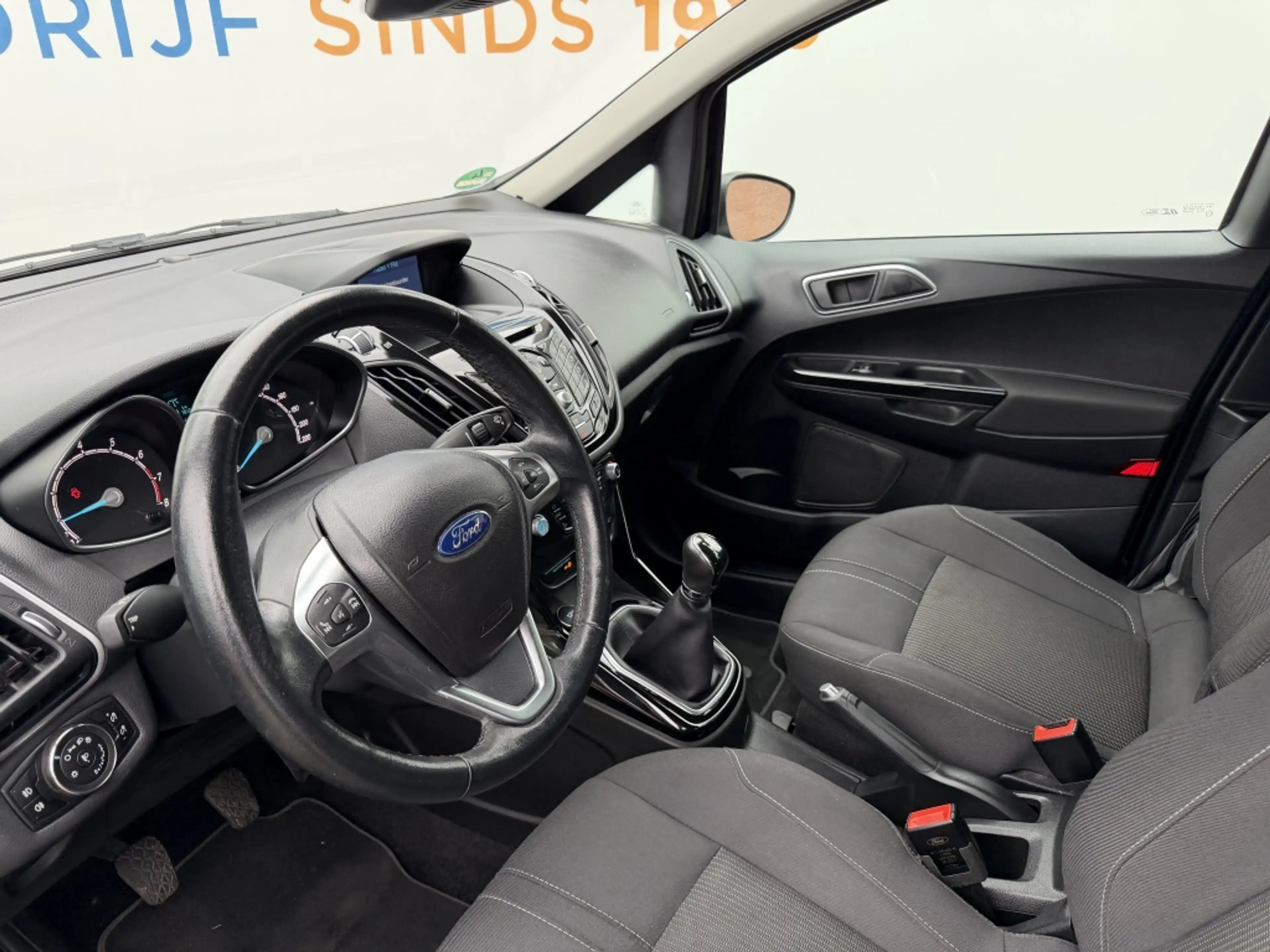 Ford B-Max 1.0 EcoB. Titanium — photo 11