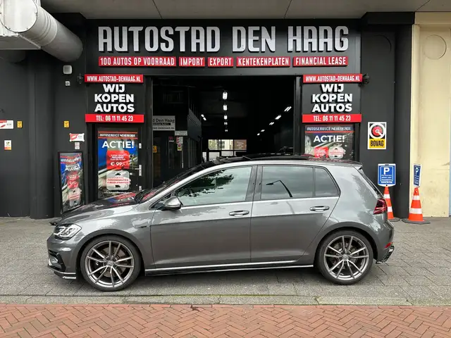 Volkswagen Golf view 5