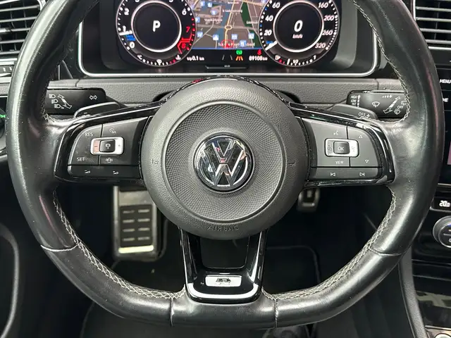 Volkswagen Golf view 19