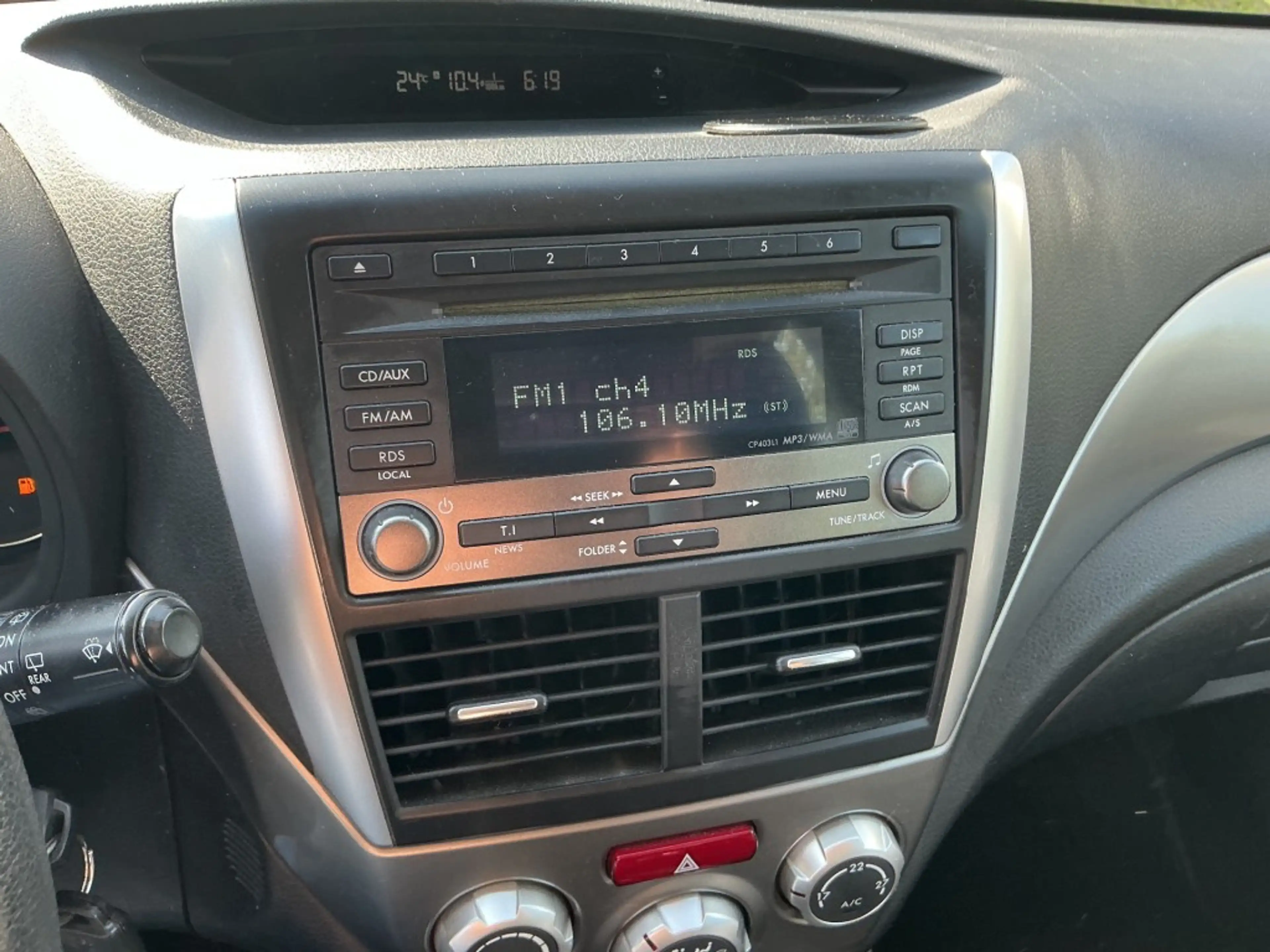 Subaru Forester 2.0 COMFORT 4WD — photo 15