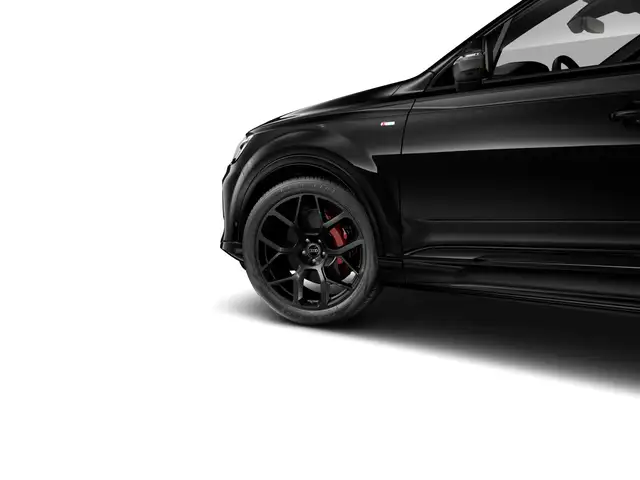 Audi Q7 view 3