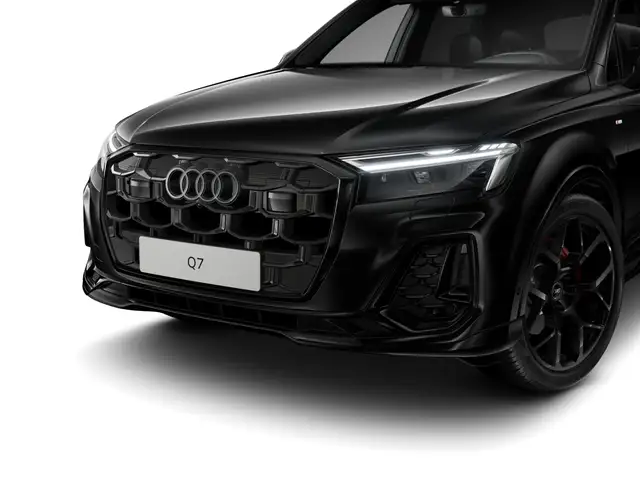 Audi Q7 view 7