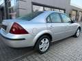 Ford Mondeo 2.0 Ghia Silber - thumbnail 4
