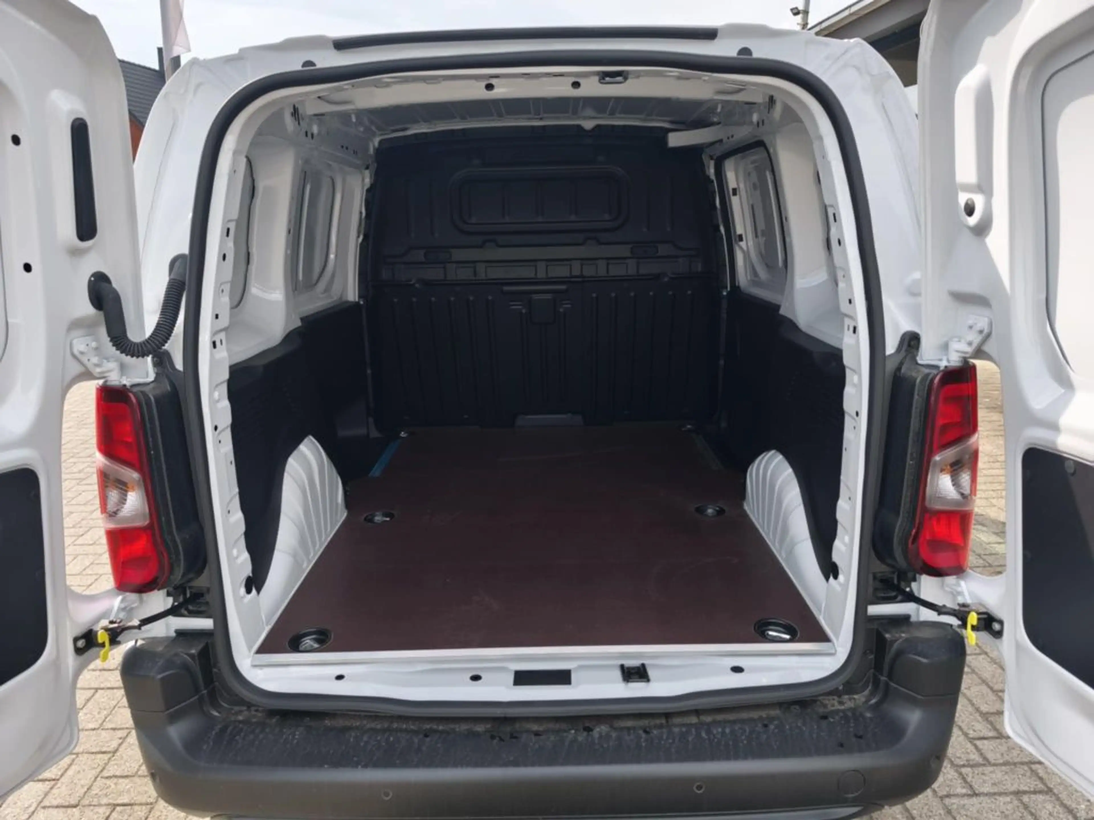 Fiat Doblo 1.5 BlueHDi  L1 — photo 14