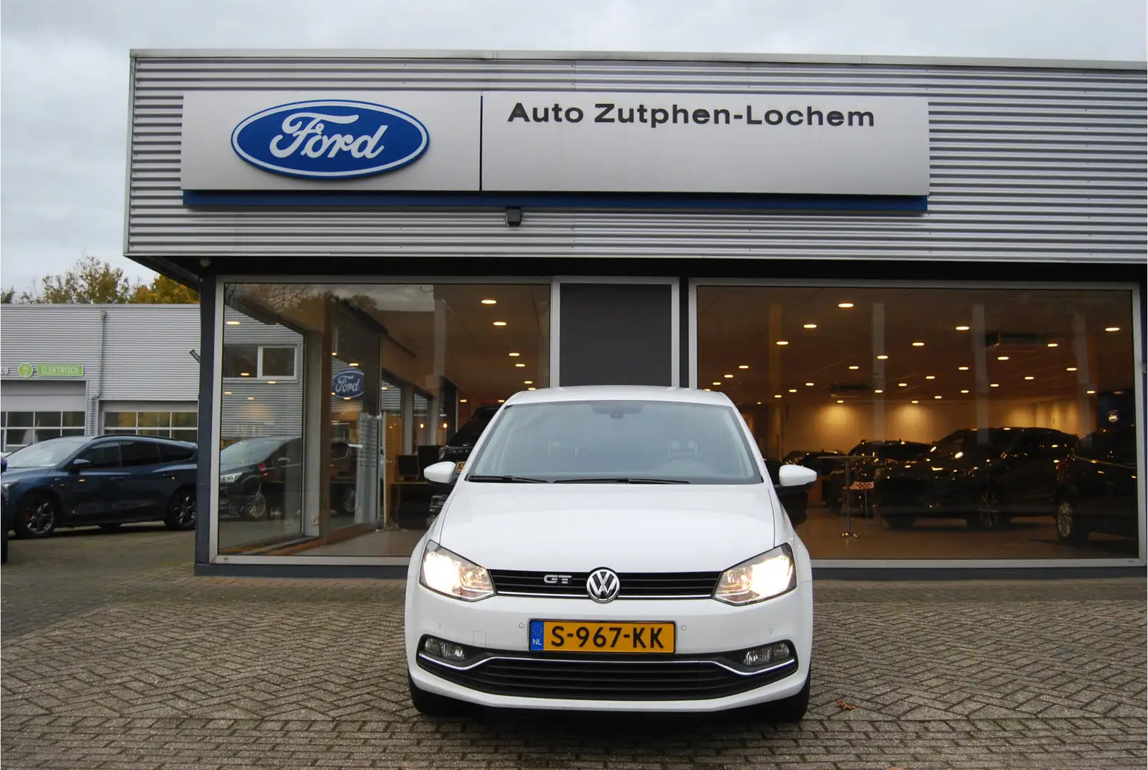 Volkswagen Polo 1.0 60PK | PDC V+A | CRUISE CONTROL | CLIMATE CONT Wit - 2