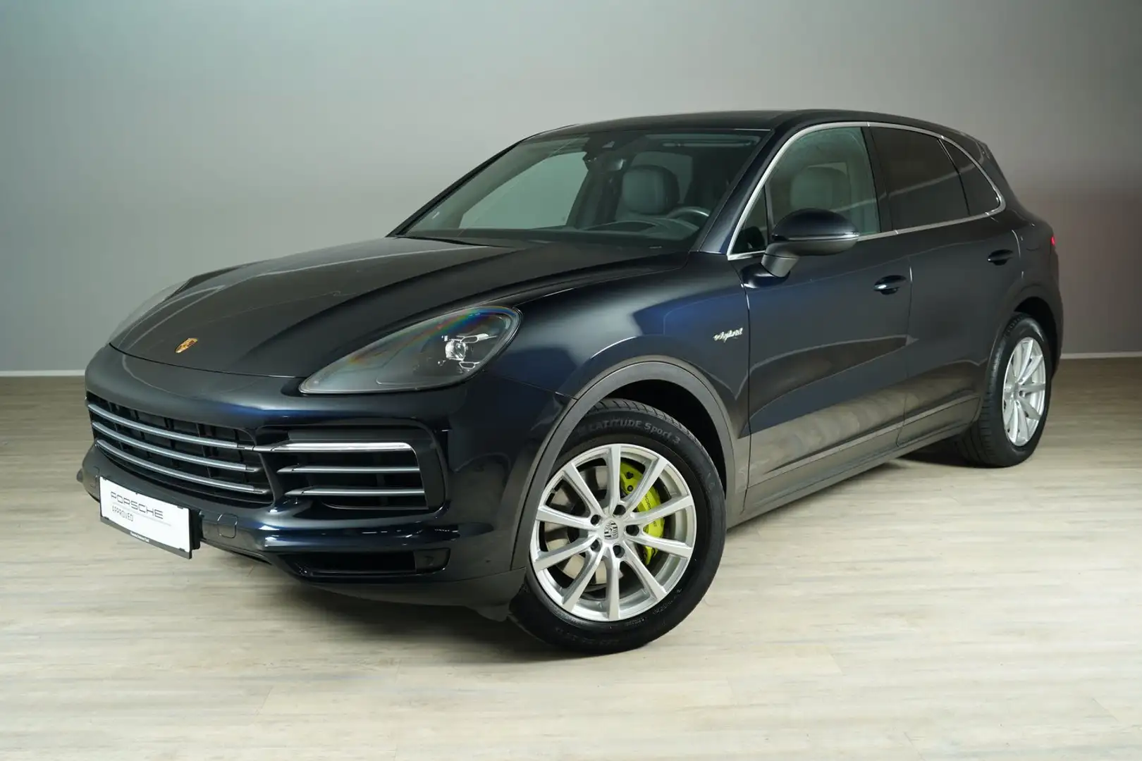 Porsche Cayenne E-Hybrid Blau - 1