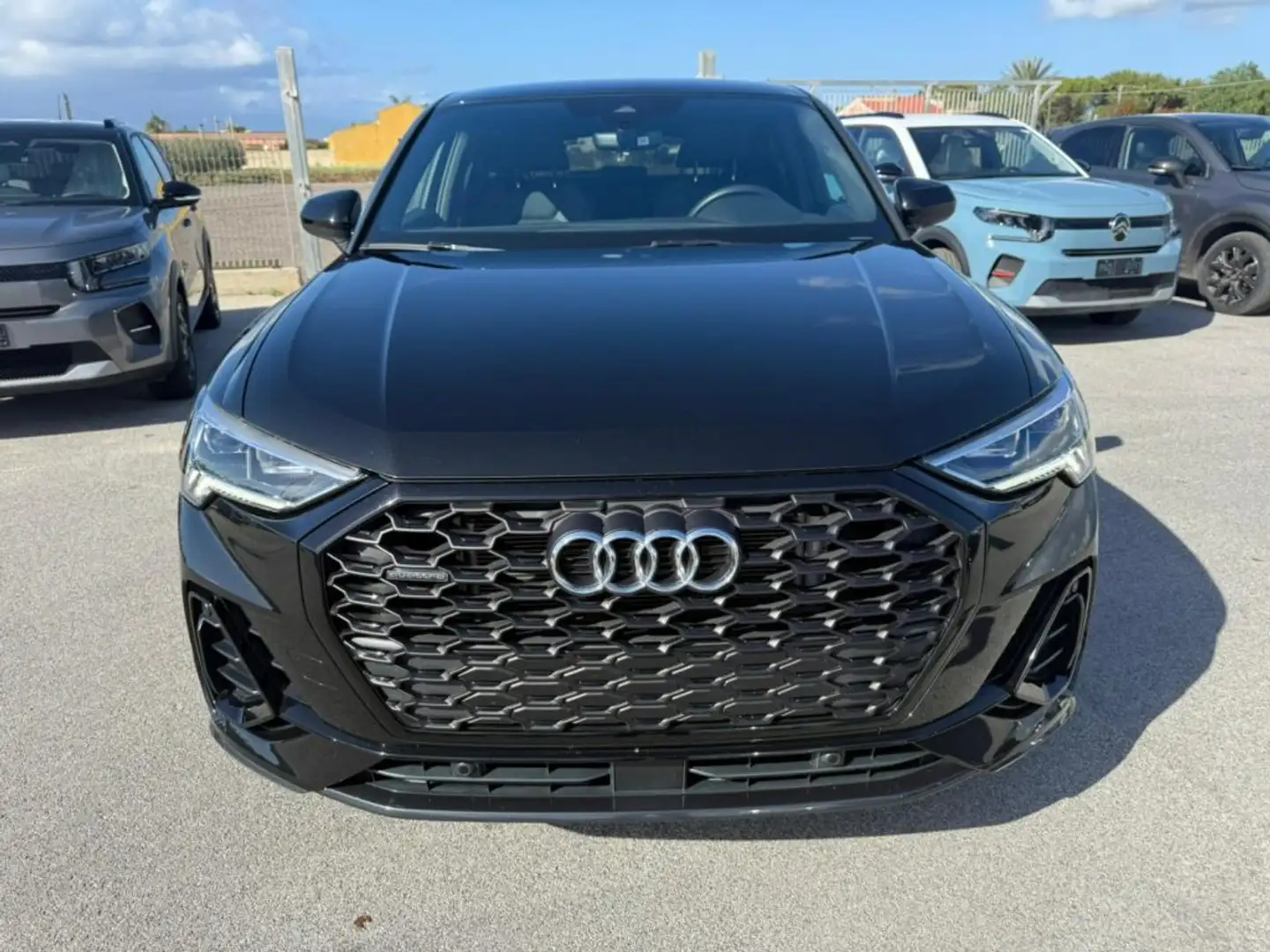 Audi Q3 SPB 40 TDI quattro S tronic S line edition Nero - 2