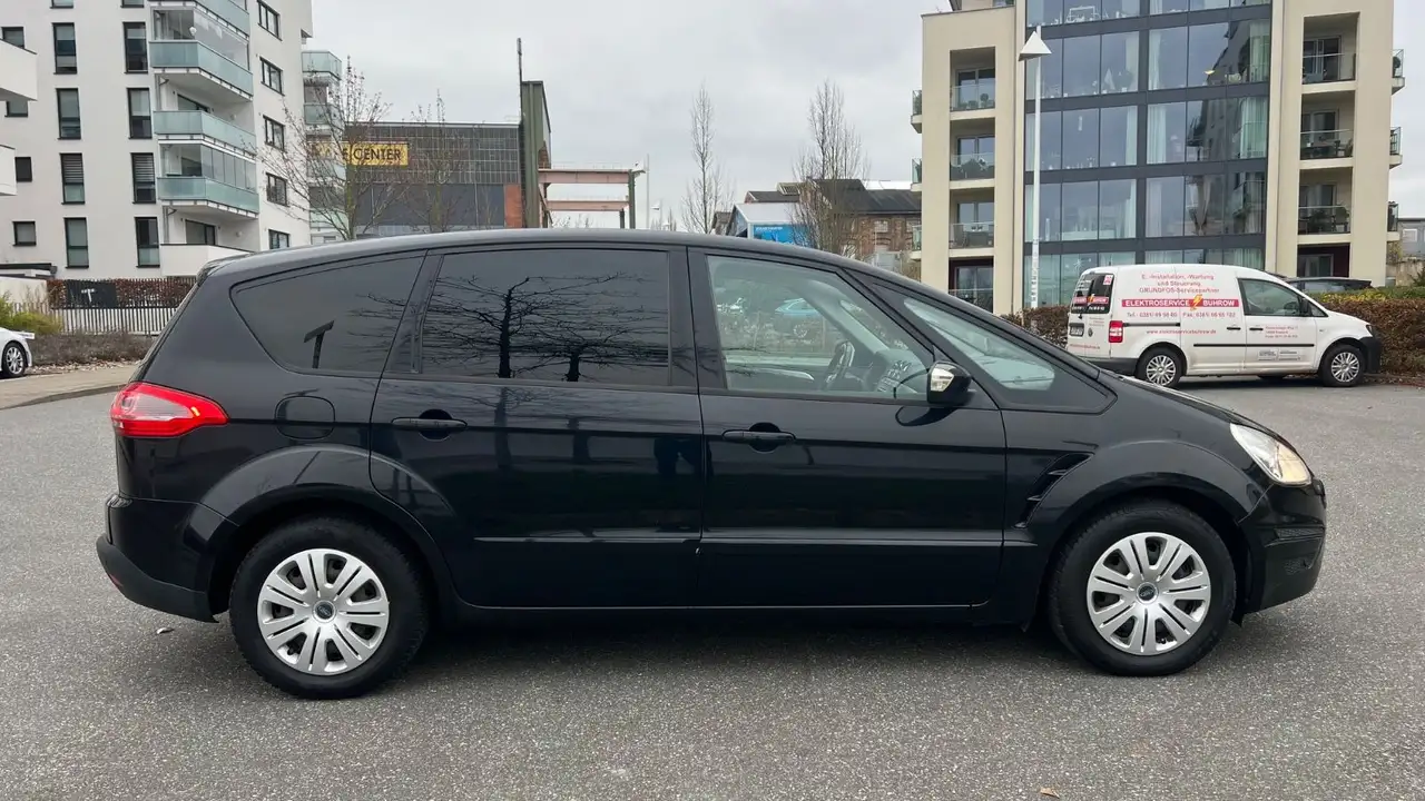 Ford S-Max