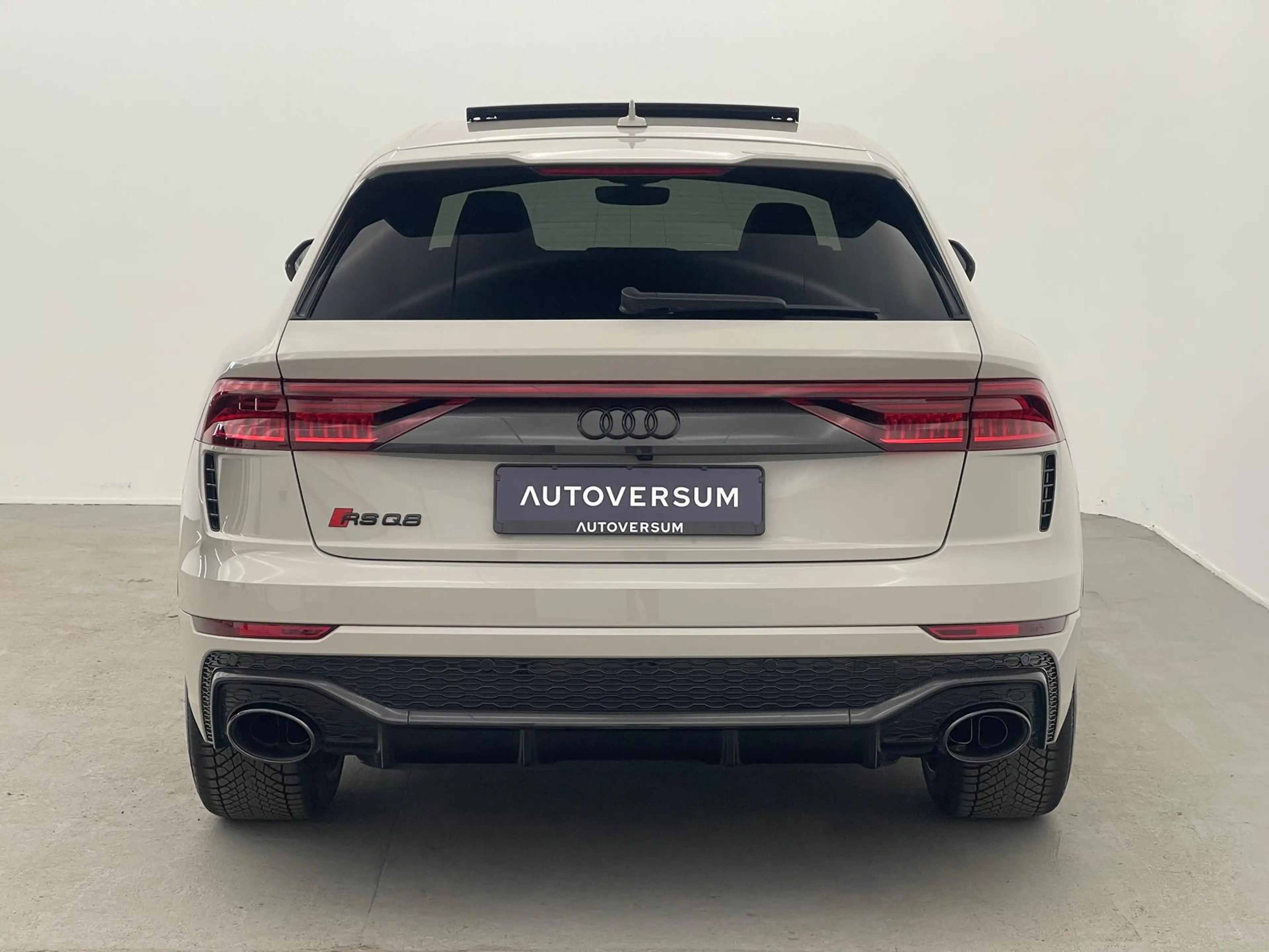 Audi RS Q8 CARBON*HuD*MATRIX*360°*AHK*KERAMIK*ACC* — photo 8