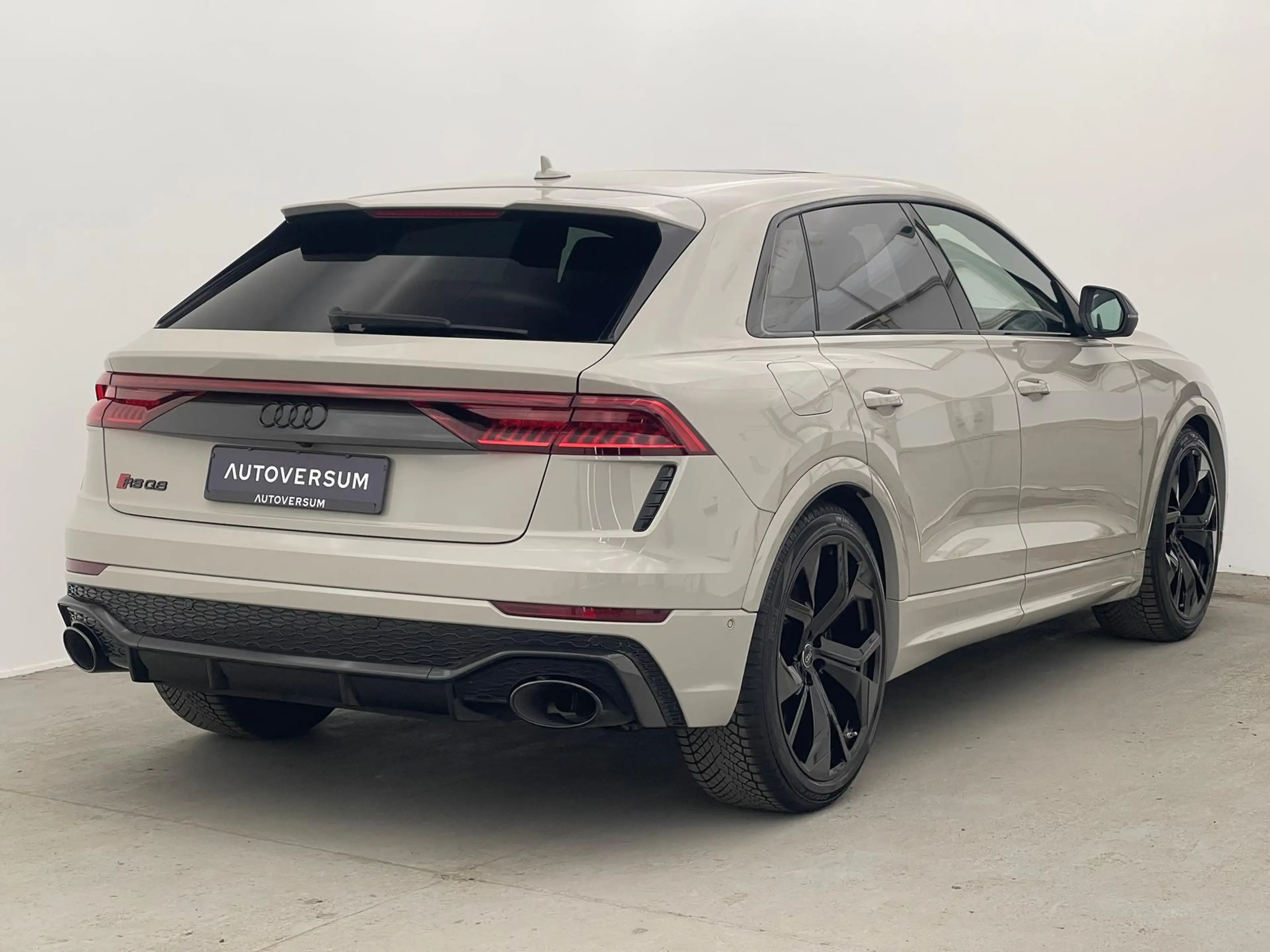 Audi RS Q8 CARBON*HuD*MATRIX*360°*AHK*KERAMIK*ACC* — photo 7
