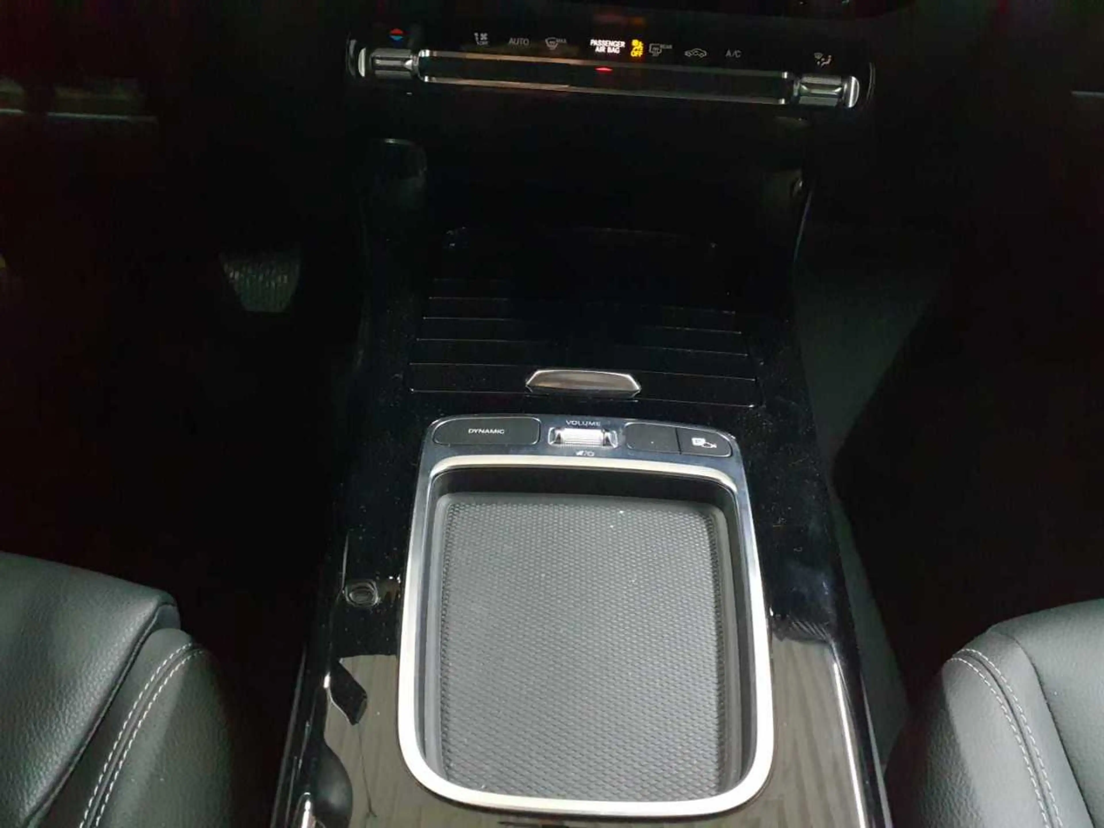 Mercedes-Benz A 180 A 180 7G-DCT Entry AdvancedP KAM SHZ — photo 10